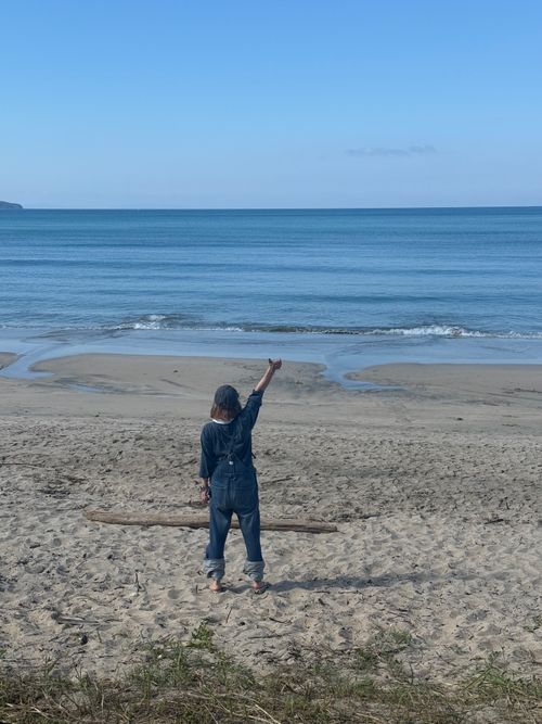 夕陽と花火と石像🗿と コースタルパークリトリート /Coastal Park RETREAT – RV & Campervan Site / ファミリーキャンプ グループキャンプ 区画サイト オートサイト moreAiさんのキャンプブログ CAMPiii（キャンピー） -キャンプ専用SNS キャンプのすべてがここに集まる-