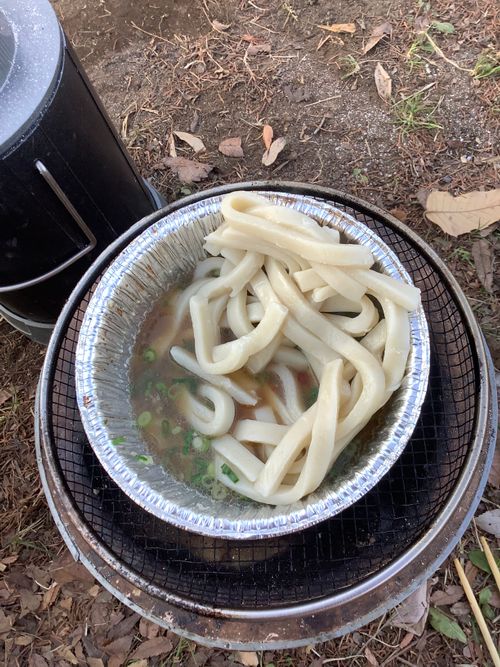 Vol.111 26/NO.01 新年1発目はココで‼️ 坂戸市 ソロキャンプ フリーサイト 🔥焚き火🔥さんのキャンプブログ CAMPiii（キャンピー） -キャンプ専用SNS キャンプのすべてがここに集まる-