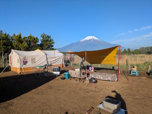 富士山満喫キャンプ LScamp山中湖 ファミリーキャンプ グループキャンプ 区画サイト ひなはるさんのキャンプブログ CAMPiii（キャンピー） -キャンプ専用SNS キャンプのすべてがここに集まる-