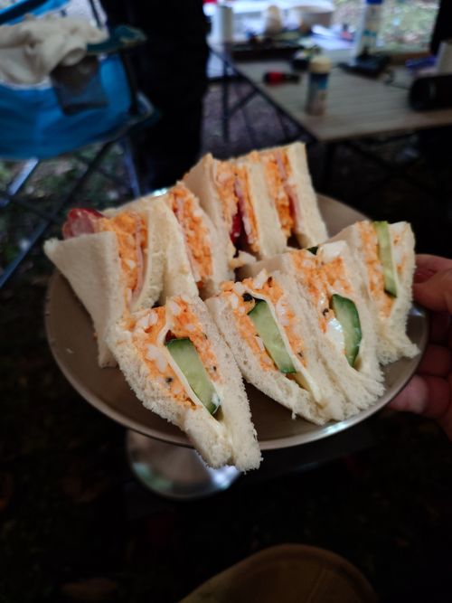 お初のめちゃ燃えファイヤー 鉄山キャンプ場 グループキャンプ フリーサイト まなちんさんのキャンプブログ CAMPiii（キャンピー） -キャンプ専用SNS キャンプのすべてがここに集まる-