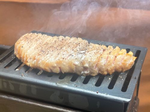 めっちゃもえファイアーにB6用鉄板 ファミリーキャンプ 区画サイト たくさんのキャンプブログ CAMPiii（キャンピー） -キャンプ専用SNS キャンプのすべてがここに集まる-