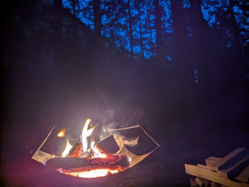 安定のクアハウス クアハウス山小屋 ソロキャンプ 区画サイト 週末スナフキンさんのキャンプブログ CAMPiii（キャンピー） -キャンプ専用SNS キャンプのすべてがここに集まる-