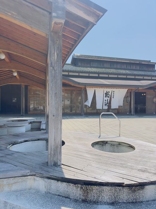 頼れるのはロキソニン 能登島家族旅行村Ｗｅランド skitさんのキャンプブログ CAMPiii（キャンピー） -キャンプ専用SNS キャンプのすべてがここに集まる-