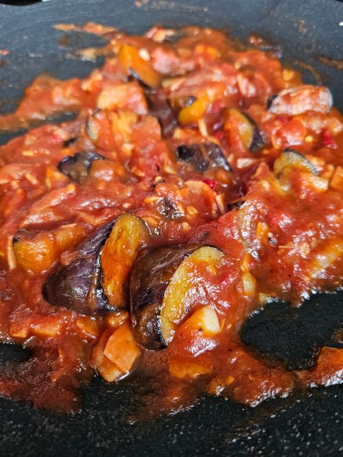 ブラックしゅーたん 富士高原トマトフィールド グループキャンプ フリーサイト オートサイト IZUIZUさんのキャンプブログ CAMPiii（キャンピー） -キャンプ専用SNS キャンプのすべてがここに集まる-