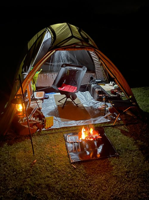 夜に大雨、ハサミ虫がいっぱい…でも楽しい 表浜ほうべの森キャンプ場 ソロキャンプ フリーサイト りゅうさんのキャンプブログ CAMPiii（キャンピー） -キャンプ専用SNS キャンプのすべてがここに集まる-