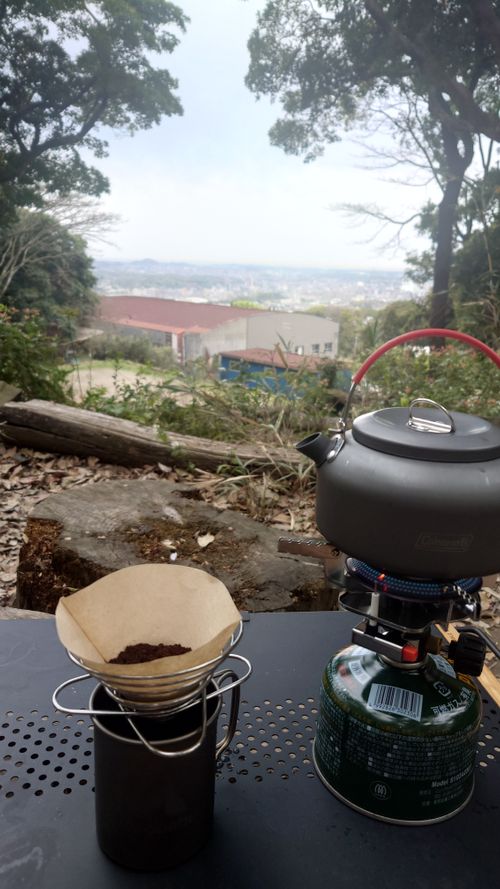 夜景キャンプ レムブラン ベース キャンプ ソロキャンプ 区画サイト BEGINNER　CAMPER　Kさんのキャンプブログ CAMPiii（キャンピー） -キャンプ専用SNS キャンプのすべてがここに集まる-