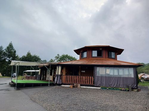 温泉を楽しみ、御岳と乗鞍を望む標高1400mの絶景キャンプで秋を食らう【Day1】寒い(*_*; N.A.O.高山すずらん高原キャンプ場 ファミリーキャンプ オートサイト キャンピングカー vios outdoor'sさんのキャンプブログ CAMPiii(キャンピー) -キャンプ専用SNS キャンプのすべてがここに集まる-