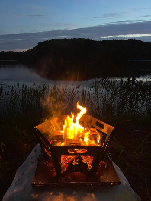 ロケーション最高のプレミアムプライベートサイト🏕️ 大沼フィッシングパーク (大沼野営場) ファミリーキャンプ グループキャンプ 区画サイト オートサイト Train Photographer TAKAさんのキャンプブログ CAMPiii（キャンピー） -キャンプ専用SNS キャンプのすべてがここに集まる-