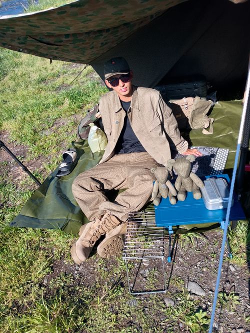 スイス軍🇨🇭ドイツ軍🇩🇪 親子合同演習🏕️ 角田大橋 ファミリーキャンプ フリーサイト ウエィダーさんのキャンプブログ CAMPiii（キャンピー） -キャンプ専用SNS キャンプのすべてがここに集まる-