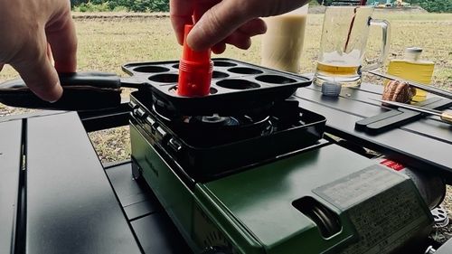 静かな平日、つり橋の下でたこ焼きデイキャンプ｜プロ級の絶品たこ焼き完成！【ニューギア】アルペンアウトドアユニットテーブル&times;タフ丸Jr初使用！ ソロキャンプ フリーサイト HOTさんのキャンプブログ CAMPiii（キャンピー） -キャンプ専用SNS キャンプのすべてがここに集まる-