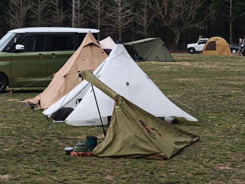 1年ぶりの、カレーの日 ふもとっぱらキャンプ場 ソロキャンプ グループキャンプ フリーサイト ぞのさんさんのキャンプブログ CAMPiii（キャンピー） -キャンプ専用SNS キャンプのすべてがここに集まる-