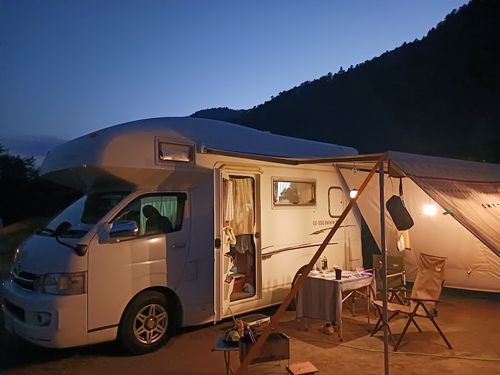 富士山まる出しの秋キャンプ 朝霧Camp Base そらいろキャンプ場（フリーサイト・区画サイト・電源区画サイト） ファミリーキャンプ 区画サイト キャンピングカー vios outdoor'sさんのキャンプブログ CAMPiii（キャンピー） -キャンプ専用SNS キャンプのすべてがここに集まる-