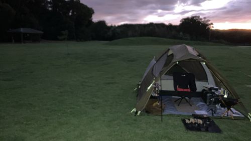 夜に大雨、ハサミ虫がいっぱい…でも楽しい 表浜ほうべの森キャンプ場 ソロキャンプ フリーサイト りゅうさんのキャンプブログ CAMPiii（キャンピー） -キャンプ専用SNS キャンプのすべてがここに集まる-