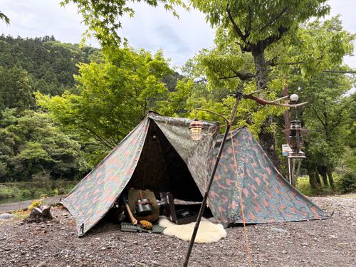 ノルウェー軍幕🇳🇴カモⅡでお籠もりお遊び作詞作曲😎♬笑 前川キャンプ場 ソロキャンプ フリーサイト Camp 'n'g  Roll♪🏁さんのキャンプブログ CAMPiii（キャンピー） -キャンプ専用SNS キャンプのすべてがここに集まる-