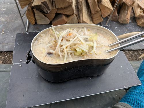 やっぱりここなのよ 愛川町 ソロキャンプ フリーサイト ひげさんさんのキャンプブログ CAMPiii（キャンピー） -キャンプ専用SNS キャンプのすべてがここに集まる-