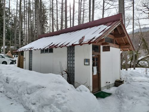 雪中が好きです 飛騨荘川 一色の森キャンプ場 ソロキャンプ グループキャンプ 区画サイト オートサイト たかたかぽんたさんのキャンプブログ CAMPiii（キャンピー） -キャンプ専用SNS キャンプのすべてがここに集まる-