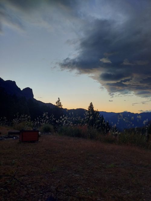 酔っぱらって夜なにしてたのかよくわからないキャンプ⛺ One and…Nanmoku Another BASE ソロキャンプ 区画サイト ひろ16さんのキャンプブログ CAMPiii（キャンピー） -キャンプ専用SNS キャンプのすべてがここに集まる-