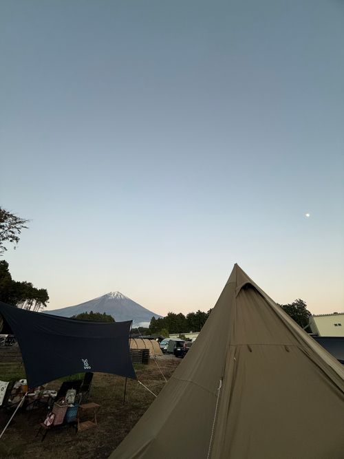 近場でキャンプ 富士山オートキャンプ場GENSHIJIN グループキャンプ オートサイト 区画サイト ちはみなさんのキャンプブログ CAMPiii(キャンピー) -キャンプ専用SNS キャンプのすべてがここに集まる-