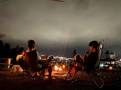 再び富士山と夜景の桂の森へ 富士山と夜景のキャンプ場 桂の森CAMPERSFIELD グループキャンプ 区画サイト オートサイト marpyさんのキャンプブログ CAMPiii（キャンピー） -キャンプ専用SNS キャンプのすべてがここに集まる-