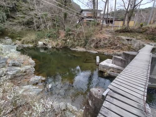 予想外に寒くない😁 月川荘キャンプ場 林間サイト ソロキャンプ フリーサイト ぼっちオヤジさんのキャンプブログ CAMPiii（キャンピー） -キャンプ専用SNS キャンプのすべてがここに集まる-