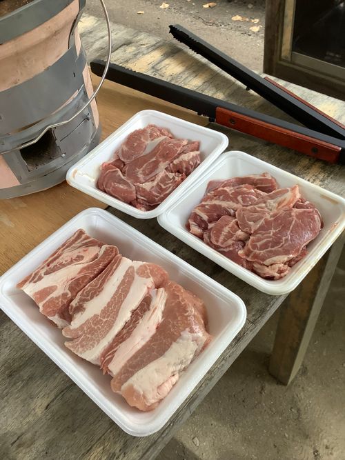 Vol.105 25/NO.24 笛吹小屋キャンプ場〜中津峡〜〆ホルモン屋‼️ 笛吹小屋キャンプ場 ソロキャンプ 区画サイト 🔥焚き火🔥さんのキャンプブログ CAMPiii(キャンピー) -キャンプ専用SNS キャンプのすべてがここに集まる-