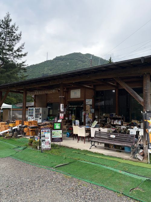 川沿い納涼キャンプ 鬼怒川温泉オートキャンプ場 ソロキャンプ 区画サイト alex04tbさんのキャンプブログ CAMPiii（キャンピー） -キャンプ専用SNS キャンプのすべてがここに集まる-