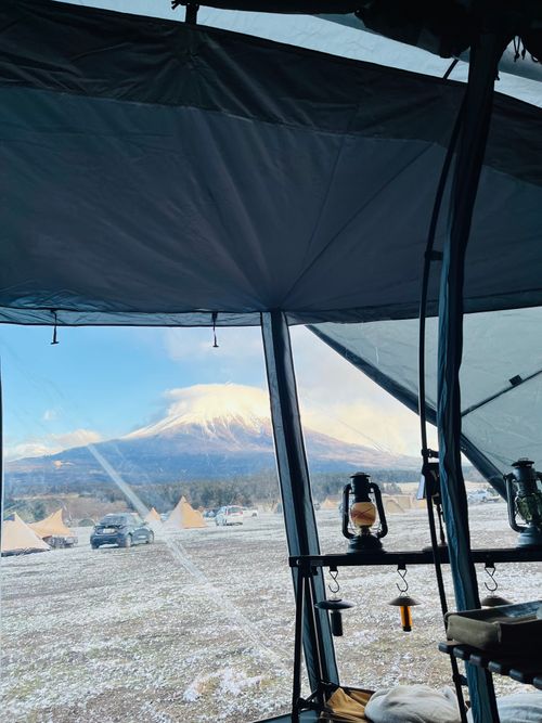 これがやりたかったよ！富士山とTPU🤩✨✨✨まさかの雪にびっくり5回目のふもとっぱら🗻 ふもとっぱらキャンプ場 ファミリーキャンプ フリーサイト Izumiさんのキャンプブログ CAMPiii（キャンピー） -キャンプ専用SNS キャンプのすべてがここに集まる-