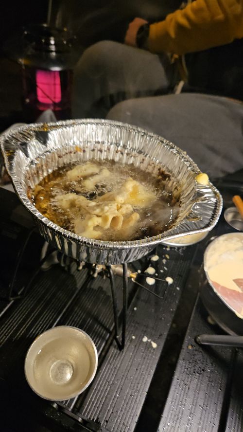 チャーシュー力 ともえ川Park ソロキャンプ グループキャンプ オートサイト 区画サイト IZUIZUさんのキャンプブログ CAMPiii（キャンピー） -キャンプ専用SNS キャンプのすべてがここに集まる-