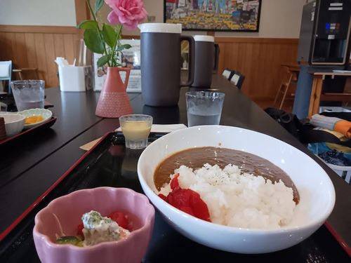温泉を楽しみ、御岳と乗鞍を望む標高1400mの絶景キャンプで秋を食らう【Day1】寒い(*_*; N.A.O.高山すずらん高原キャンプ場 ファミリーキャンプ オートサイト キャンピングカー vios outdoor'sさんのキャンプブログ CAMPiii(キャンピー) -キャンプ専用SNS キャンプのすべてがここに集まる-