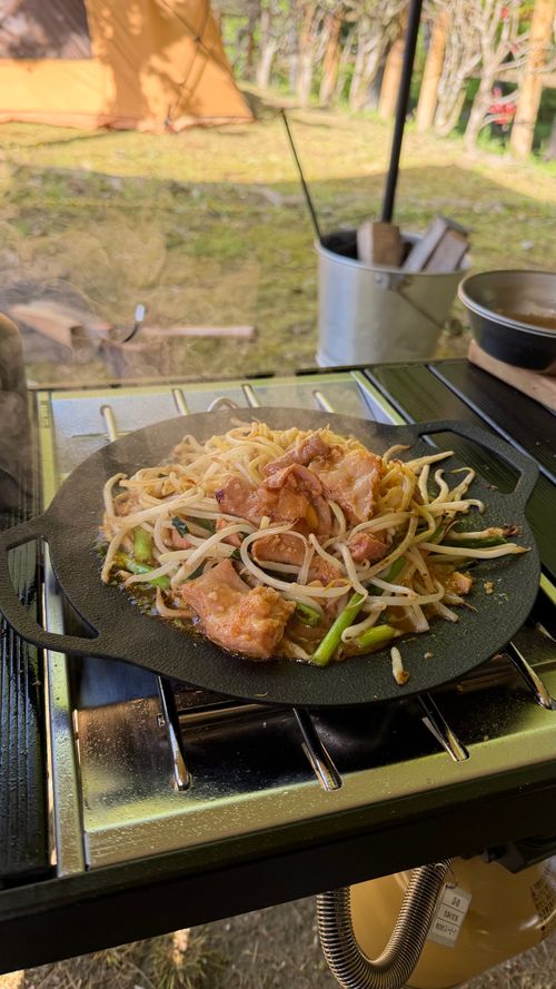 キャンプ日和 春キャン 滝と渓流の高山キャンプ場 グループキャンプ 区画サイト tani3さんのキャンプブログ CAMPiii（キャンピー） -キャンプ専用SNS キャンプのすべてがここに集まる-