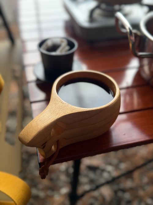 雨キャンプ 本栖レークサイドキャンプ場 グループキャンプ 区画サイト オートサイト ちはみなさんのキャンプブログ CAMPiii（キャンピー） -キャンプ専用SNS キャンプのすべてがここに集まる-