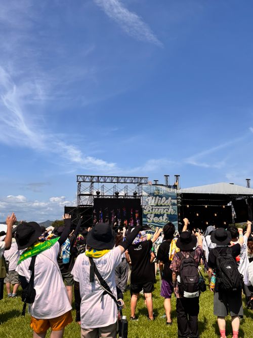 CAMP DE WILD BUNCH FEST.25 山口きらら博記念公園 グループキャンプ フリーサイト あやぴーさんのキャンプブログ CAMPiii(キャンピー) -キャンプ専用SNS キャンプのすべてがここに集まる-
