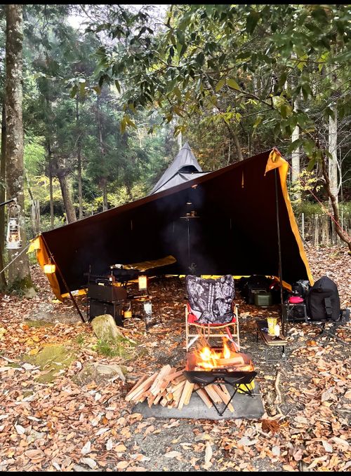 ソロ欲に駆られ。 デルフリキャンプ エンジョイドローン上山田キャンプ場 ソロキャンプ 区画サイト オートサイト あやぴーさんのキャンプブログ CAMPiii（キャンピー） -キャンプ専用SNS キャンプのすべてがここに集まる-