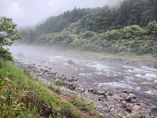 温泉を楽しみ、御岳と乗鞍を望む標高1400mの絶景キャンプで秋を食らう【Day1】寒い(*_*; N.A.O.高山すずらん高原キャンプ場 ファミリーキャンプ オートサイト キャンピングカー vios outdoor'sさんのキャンプブログ CAMPiii(キャンピー) -キャンプ専用SNS キャンプのすべてがここに集まる-