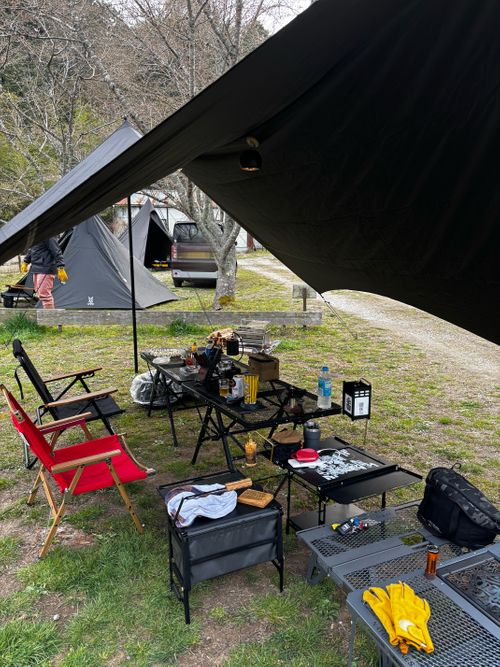 春休み、異動前キャンプ ゴリラフィールドとよのキャンプ場 GORILLA FIELD TOYONO グループキャンプ 区画サイト あやぴーさんのキャンプブログ CAMPiii（キャンピー） -キャンプ専用SNS キャンプのすべてがここに集まる-