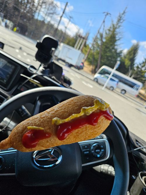 ブラックしゅーたん 富士高原トマトフィールド グループキャンプ フリーサイト オートサイト IZUIZUさんのキャンプブログ CAMPiii（キャンピー） -キャンプ専用SNS キャンプのすべてがここに集まる-