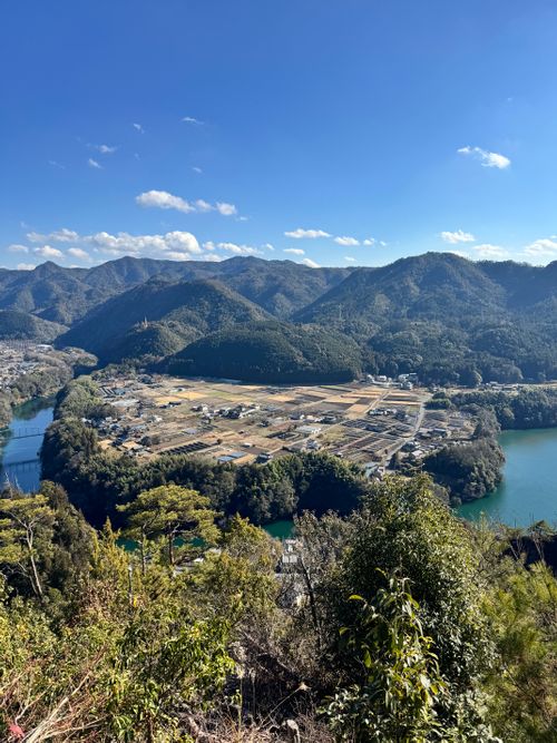 CAMPiii(キャンピー) Aoさんのキャンプブログ 最高の休日 遠見山登山口