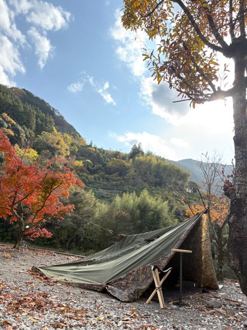 寒波にも負けずに軍幕も重ね着アレンジ【カモチラREISM】 徳島県 ソロキャンプ フリーサイト camping roll♪さんのキャンプブログ CAMPiii（キャンピー） -キャンプ専用SNS キャンプのすべてがここに集まる-