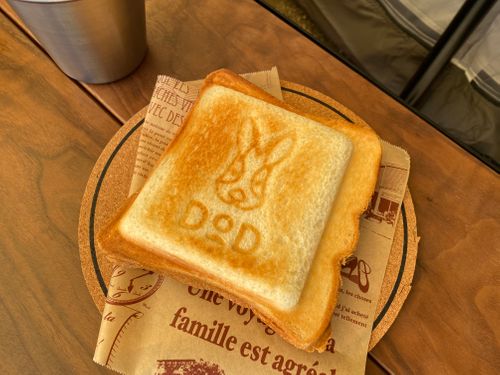 新幕から伊吹山を臨む グリーンパーク山東 ファミリーキャンプ 区画サイト だっちーさんのキャンプブログ CAMPiii（キャンピー） -キャンプ専用SNS キャンプのすべてがここに集まる-