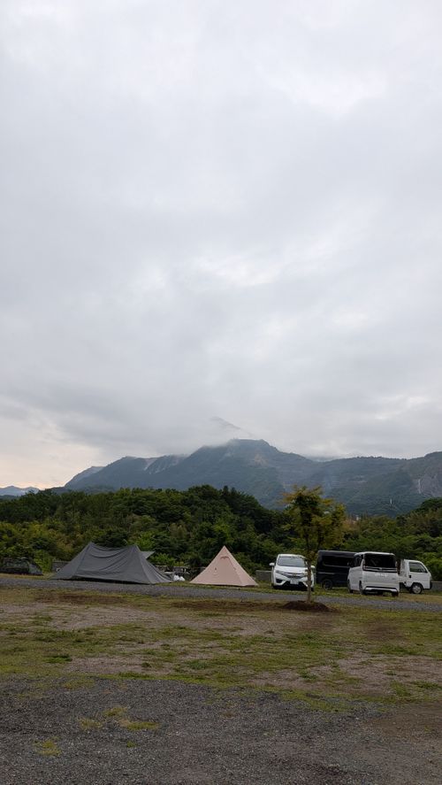 吸われてない ソロキャンプ 区画サイト オートサイト フリーサイト IZUIZUさんのキャンプブログ CAMPiii（キャンピー） -キャンプ専用SNS キャンプのすべてがここに集まる-