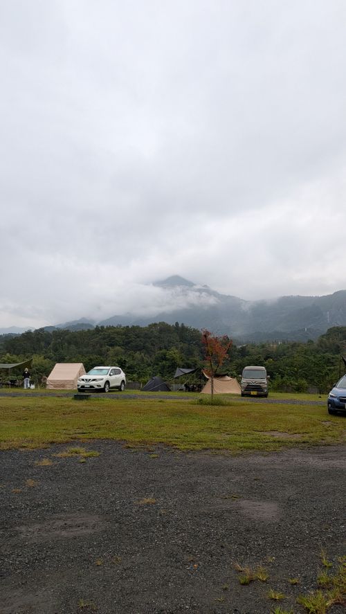 天気予報に翻弄 ともえ川Park ソロキャンプ オートサイト IZUIZUさんのキャンプブログ CAMPiii（キャンピー） -キャンプ専用SNS キャンプのすべてがここに集まる-