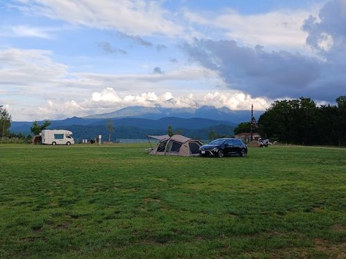  温泉を楽しみ、御岳と乗鞍を望む標高1400mの絶景キャンプで秋を食らう【Day2】参った(*_*;！ N.A.O.高山すずらん高原キャンプ場 ファミリーキャンプ オートサイト キャンピングカー vios outdoor'sさんのキャンプブログ CAMPiii（キャンピー） -キャンプ専用SNS キャンプのすべてがここに集まる-