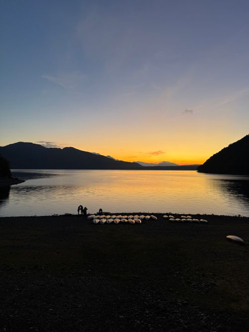 本栖湖supキャンプ 本栖湖いこいの森キャンプ場 グループキャンプ 区画サイト atelierさんのキャンプブログ CAMPiii（キャンピー） -キャンプ専用SNS キャンプのすべてがここに集まる-