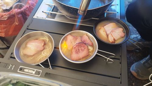 冬の終わりを告げるオジサン4人グルキャン キャンプ&農園 玖珠の杜 グループキャンプ 区画サイト スローライフに憧れるさんのキャンプブログ CAMPiii（キャンピー） -キャンプ専用SNS キャンプのすべてがここに集まる-