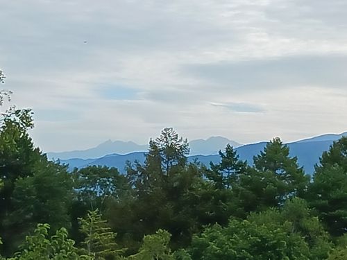  温泉を楽しみ、御岳と乗鞍を望む標高1400mの絶景キャンプで秋を食らう【Day2】参った(*_*;！ N.A.O.高山すずらん高原キャンプ場 ファミリーキャンプ オートサイト キャンピングカー vios outdoor'sさんのキャンプブログ CAMPiii（キャンピー） -キャンプ専用SNS キャンプのすべてがここに集まる-