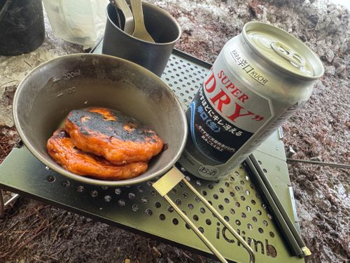 今シーズン初の雪中キャンプ。つーか氷中キャンプ。 飛騨荘川 一色の森キャンプ場 ソロキャンプ 区画サイト まっつんさんのキャンプブログ CAMPiii（キャンピー） -キャンプ専用SNS キャンプのすべてがここに集まる-