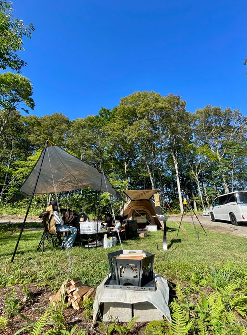 ロケーション最高のプレミアムプライベートサイト🏕️ 大沼フィッシングパーク (大沼野営場) ファミリーキャンプ グループキャンプ 区画サイト オートサイト Train Photographer TAKAさんのキャンプブログ CAMPiii（キャンピー） -キャンプ専用SNS キャンプのすべてがここに集まる-