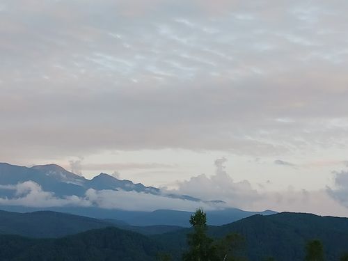  温泉を楽しみ、御岳と乗鞍を望む標高1400mの絶景キャンプで秋を食らう【Day2】参った(*_*;！ N.A.O.高山すずらん高原キャンプ場 ファミリーキャンプ オートサイト キャンピングカー vios outdoor'sさんのキャンプブログ CAMPiii（キャンピー） -キャンプ専用SNS キャンプのすべてがここに集まる-