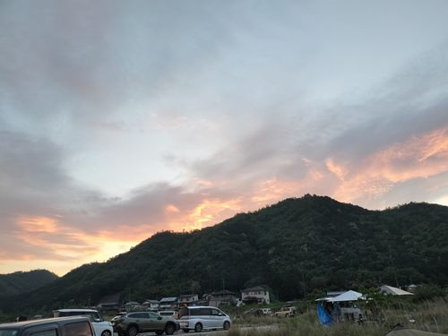 河原でキャンプ 美濃橋 河川敷 ソロキャンプ グループキャンプ フリーサイト たかたかぽんたさんのキャンプブログ CAMPiii（キャンピー） -キャンプ専用SNS キャンプのすべてがここに集まる-