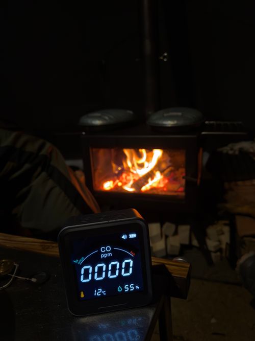 新年雪中デビュー⛄️❄️🌨🏔️@後編 閑乗寺公園 第2キャンプ場 ファミリーキャンプ 区画サイト オートサイト ぐうたら夫婦さんのキャンプブログ CAMPiii（キャンピー） -キャンプ専用SNS キャンプのすべてがここに集まる-